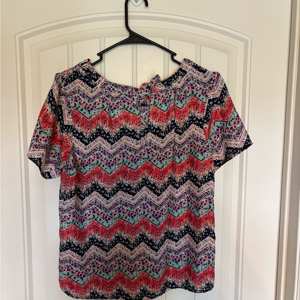 Colorful Chevron Pattern Blouse - Picture 2 of 2